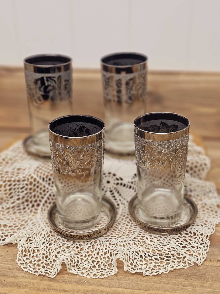 Vintage set of 4 Dorothy Thorpe style glasses w/coasters