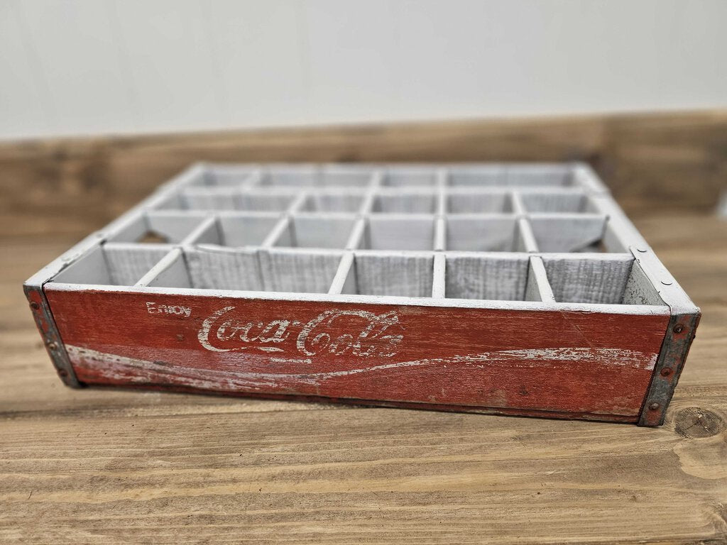 Vintage Coca-Cola bottle tray w/painted interior