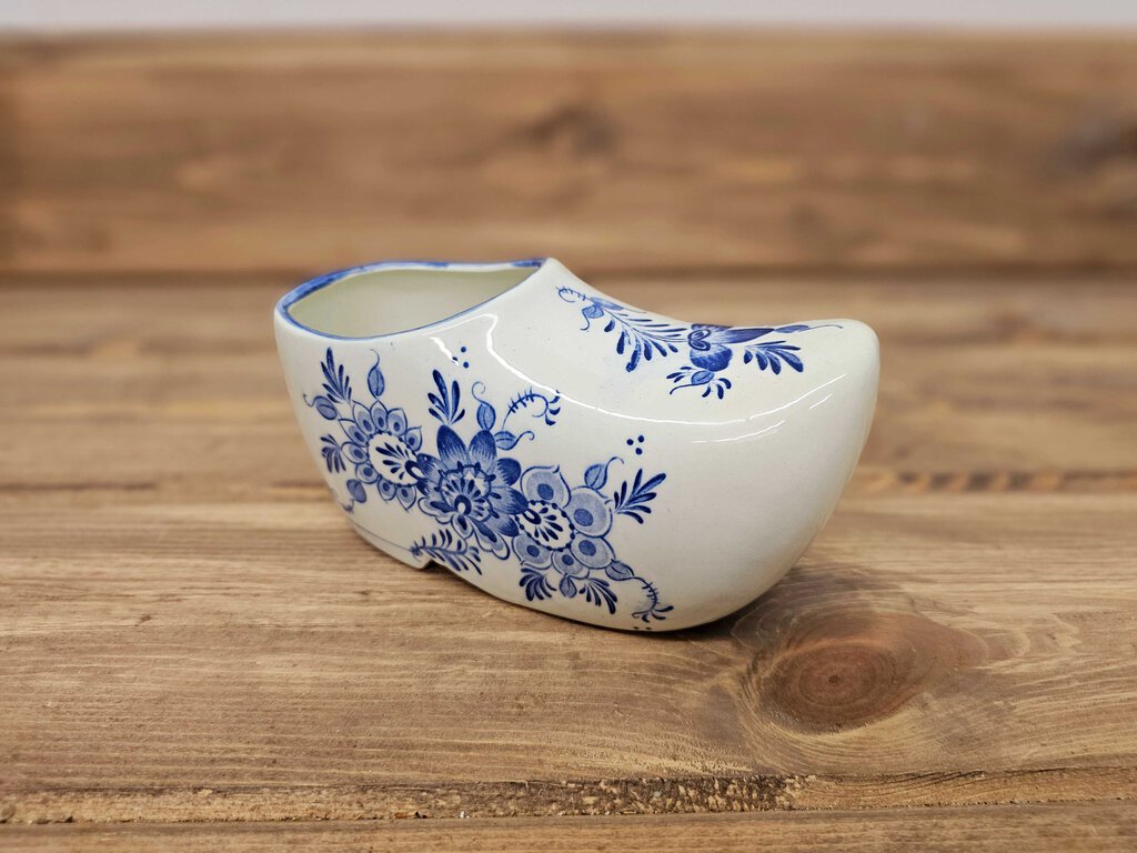 Vintage blue & white Dutch clog wall pocket