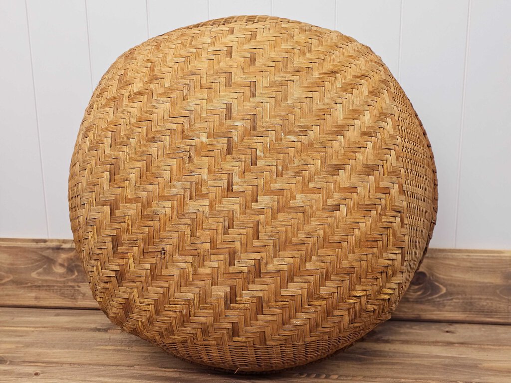 Oversized round rattan/wicker gathering basket