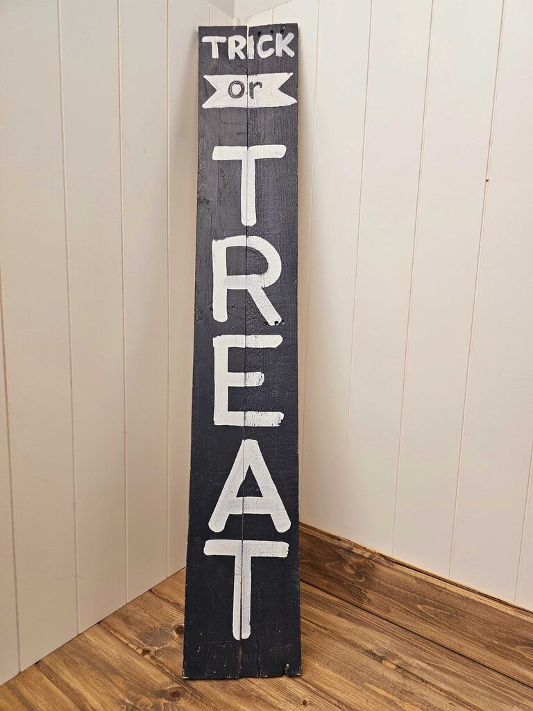 Handmade Reclaimed Wood Trick or Treat sign