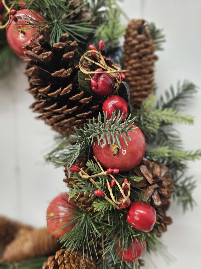 Holiday wreath w/apples, cherries & pinecones