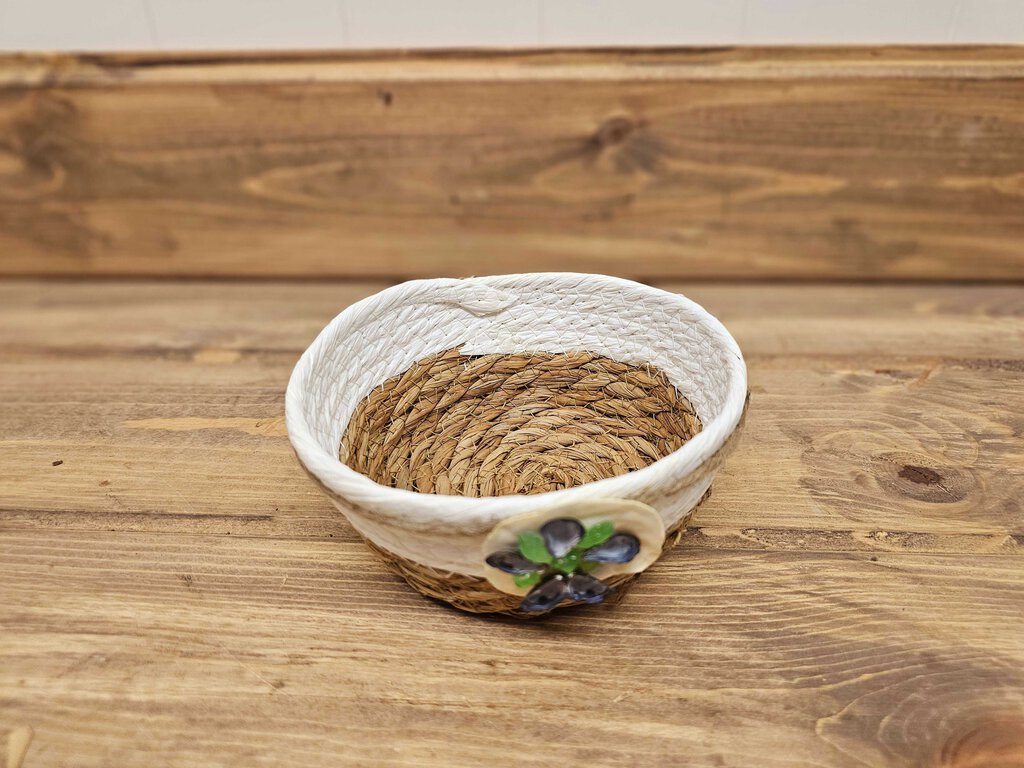 Shell flower basket