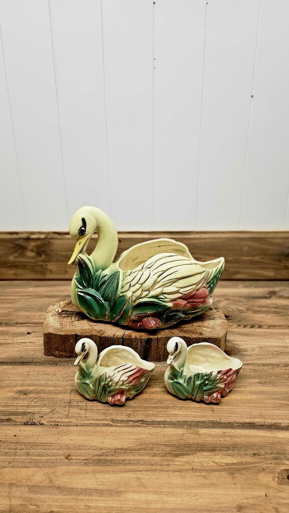 Vintage Ungemach Pottery (Roseville, OH) Set of 3 swan planters