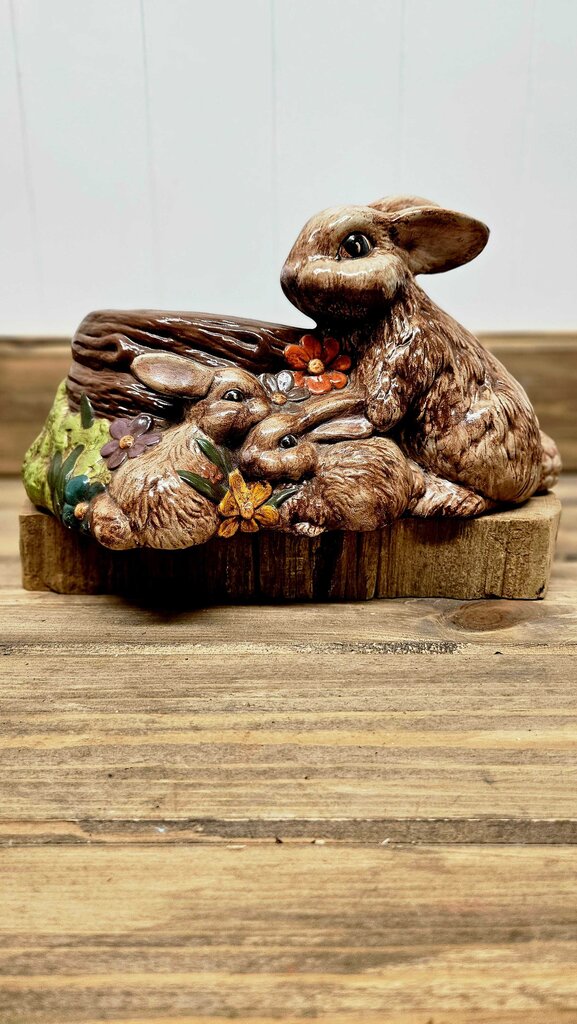 Vintage Bunnies Planter