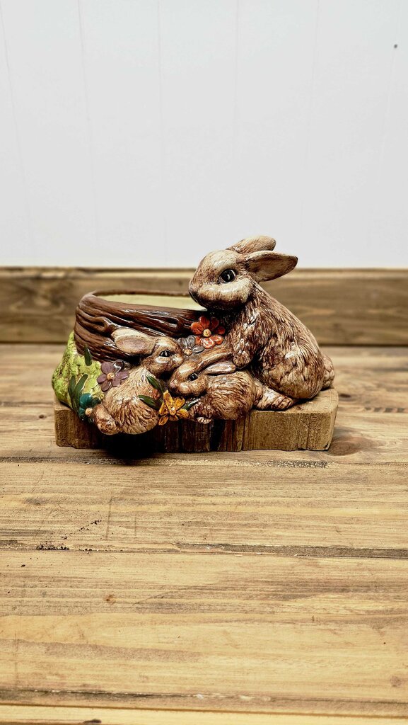 Vintage Bunnies Planter